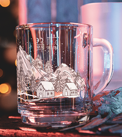 Wintertasse_ Ein Bild des Produkts Glastasse "Winterzeit"