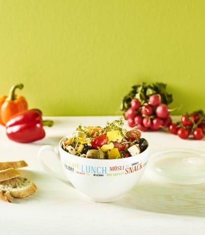 Jumbo_Griechischer-Salat Ein Bild des Produkts Jumbo XXL Riesen-Tasse